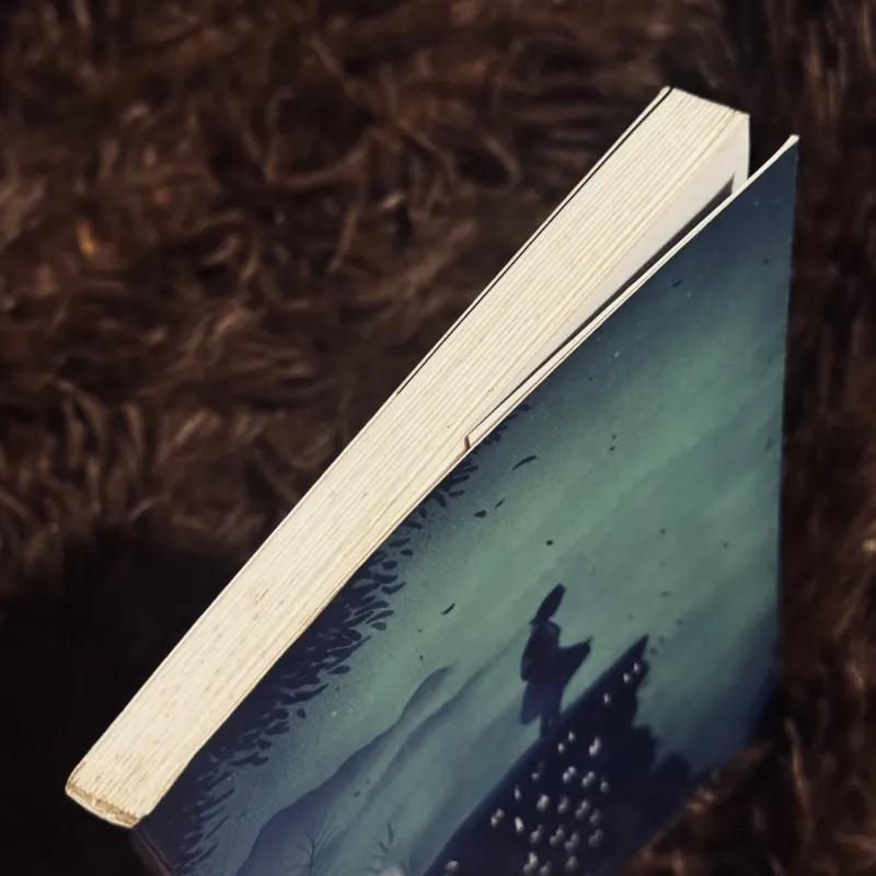 Lặng yên dưới vực sâu 990985