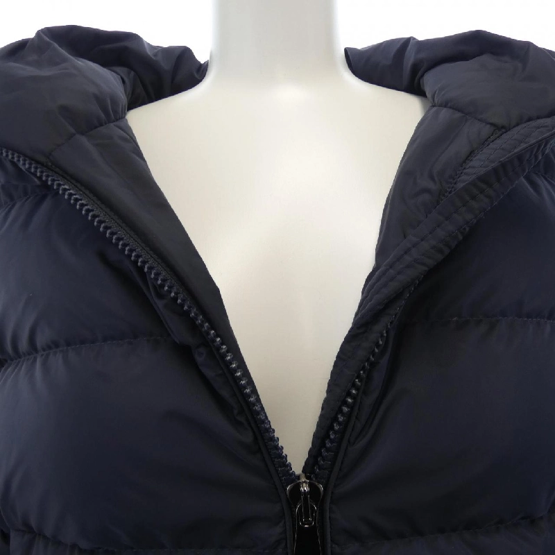 Áo khoác lông vũ MONCLER GIE 630769