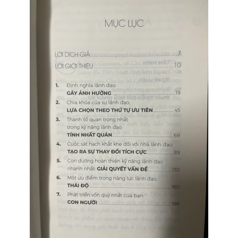Sách Phát Triển Kỹ Năng Lãnh Đạo - John C. Maxwell mới 90% 1036018