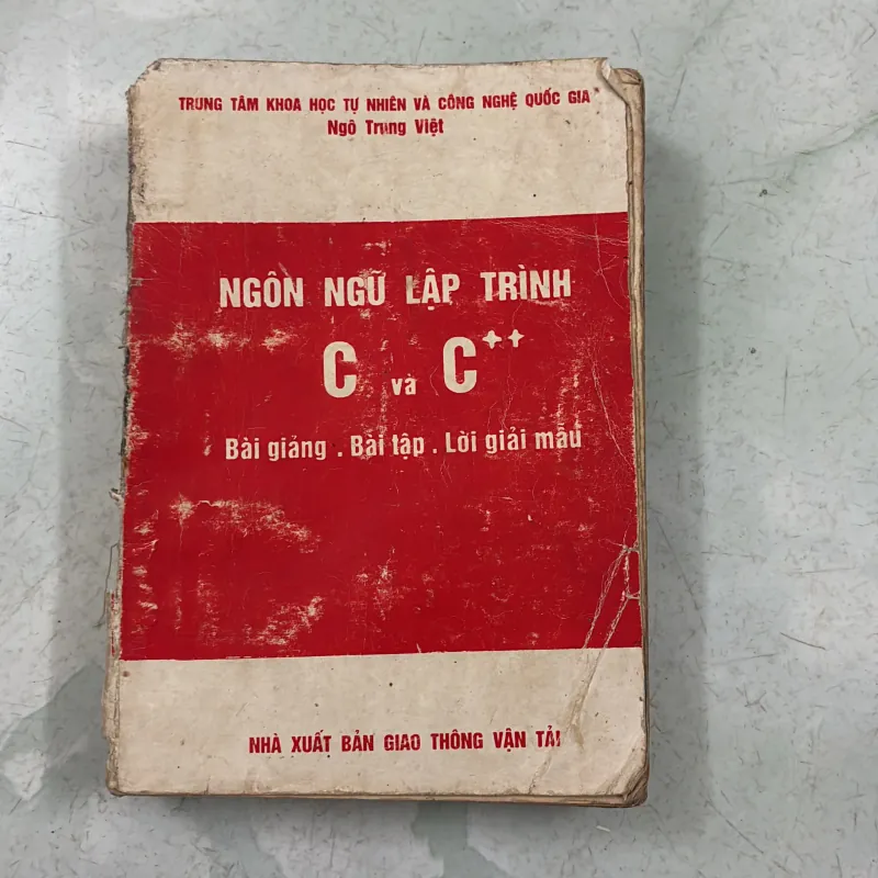 Ngôn ngữ lập trình C và C++ - Ngô Trung Việt 1009821