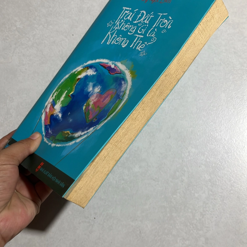Trái Đất tròn không gì là không thể 548012
