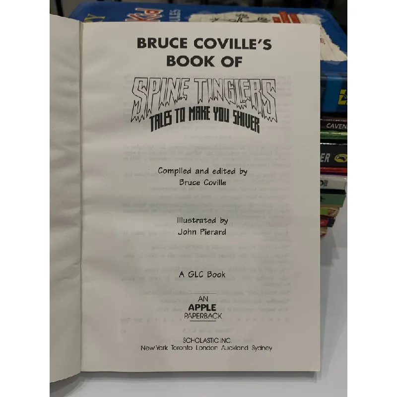 Bruce Coville’s Book of Spine Tinglers: Tales to Make You Shiver – Bruce Coville và nhiều tác giả khác 559521