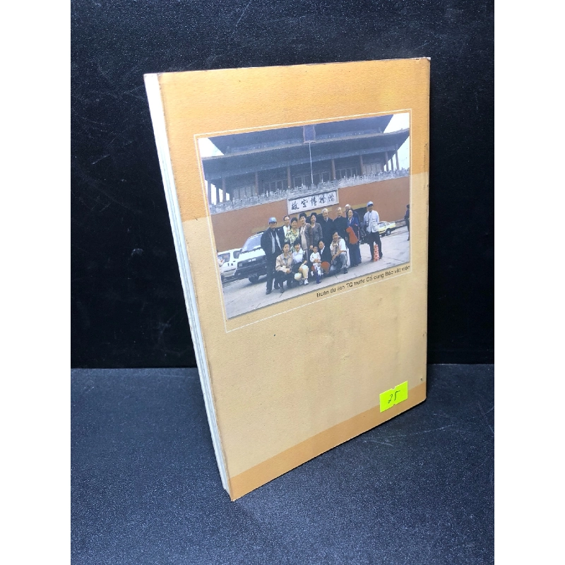 Du lịch Trung Quốc năm 2001 mới 70% bẩn ố có ký tên đâù sách HCM1611 912430