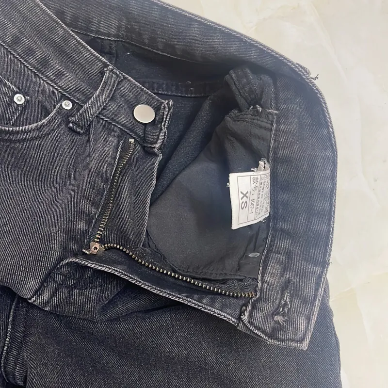  quần bò nữ . eo 68-70 , độ mới 95%  1026608