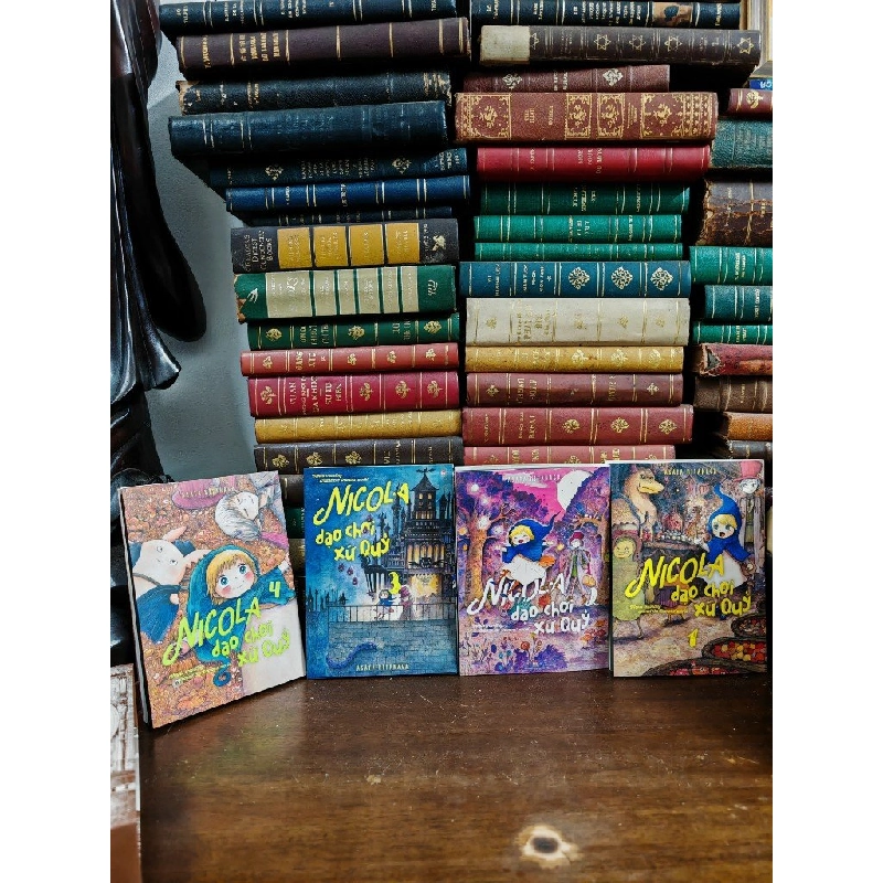TRUYỆN TRANH NICOLA DẠO CHƠI XỨ QUỶ ( BOXSET ) 378475