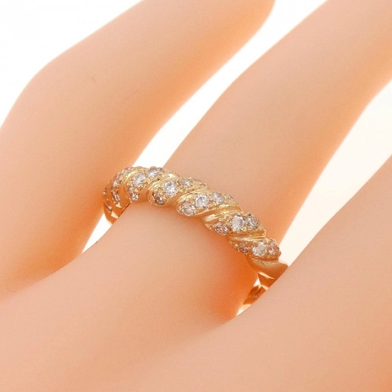 Nhẫn kim cương 750PG 0.35CT 673190