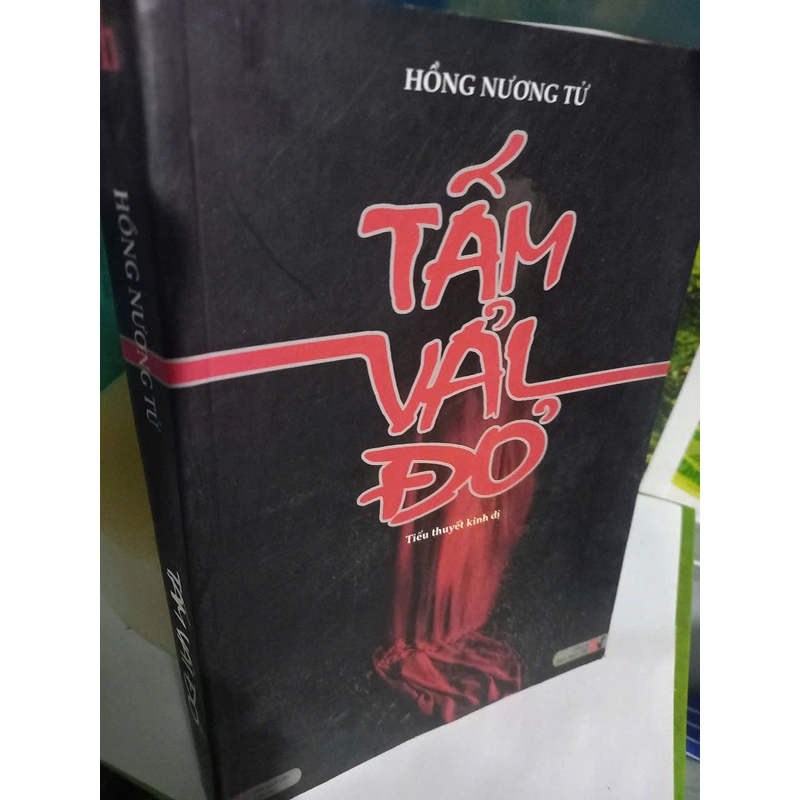 tấm vải đỏ 464305