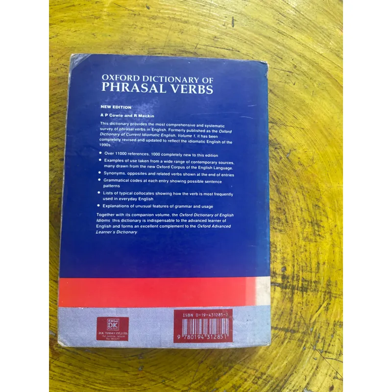 OXFORD DICTIONARY OF PHRASAL VERBS- A.P. COWIE & R. MACKIN 731915