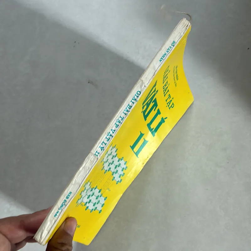Giải bài tập vật lý 11 - Hồ Văn Nhân - 1994s 990333