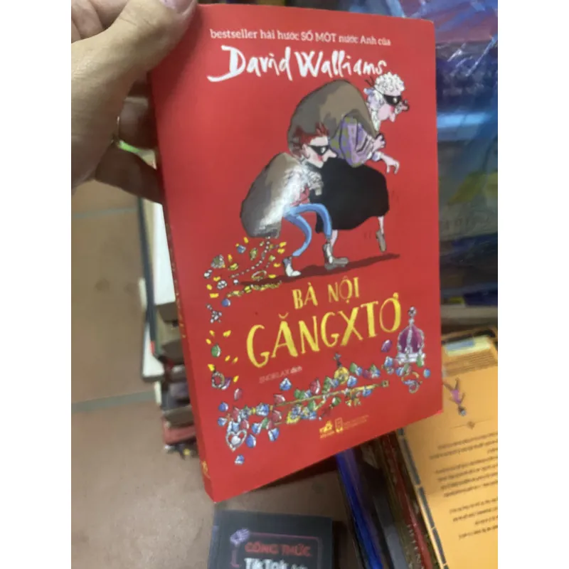 Sách bà nội găngxtơ 308347