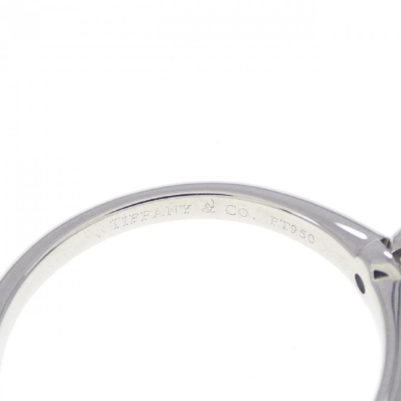 Nhẫn Solitaire Cổ Điển Tiffany 0.21CT D VS1 - Hàng hiệu Chính hãng 835572