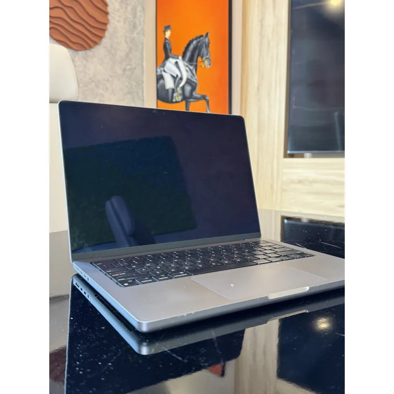   MacBook Pro 14 inch M1 Pro 2021 1047072