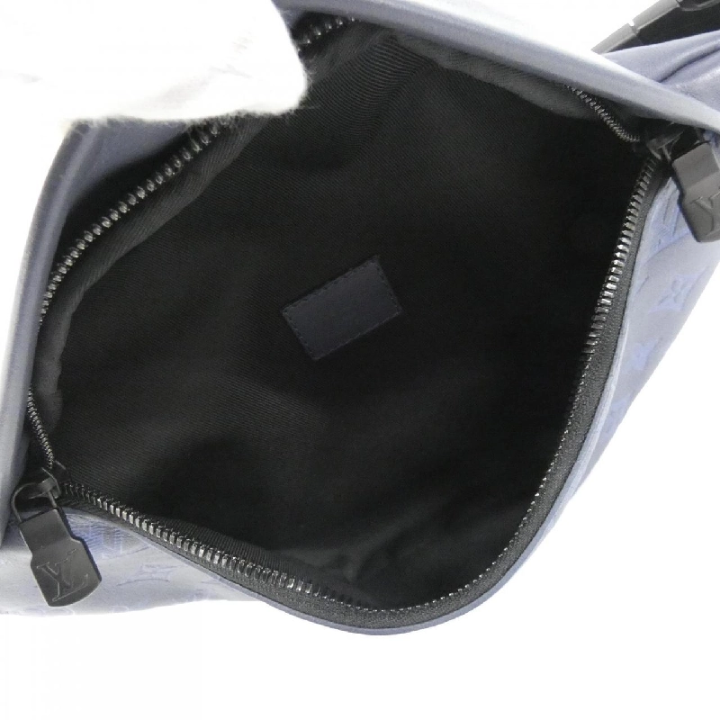 Túi đeo chéo Louis Vuitton Monogram Shadow Discovery Bum Bag PM M45729 612296