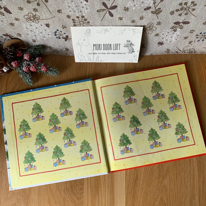 Sách tranh tiếng anh Where's Rudolph?, Used, Bìa cứng 463591