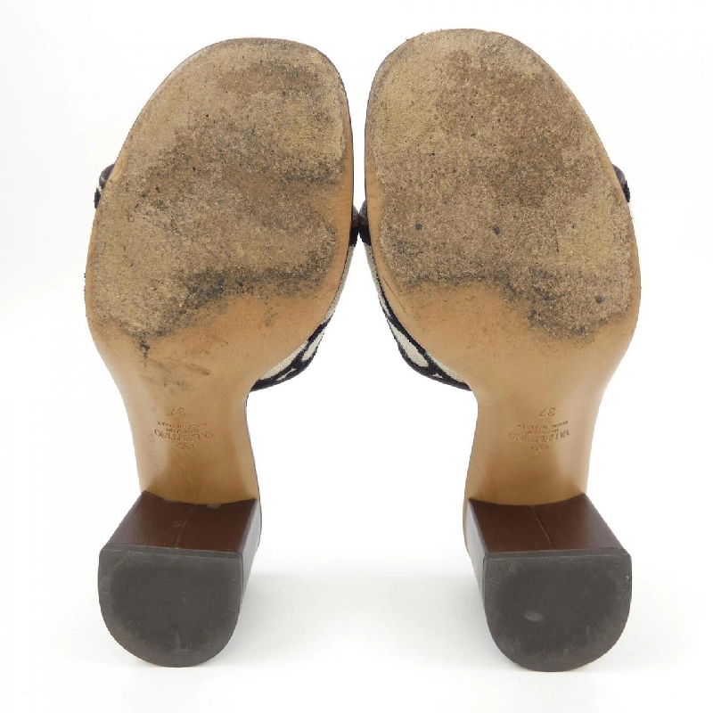 Giày sandal VALENTINO GARAVANI - Hàng hiệu Authentic 830417