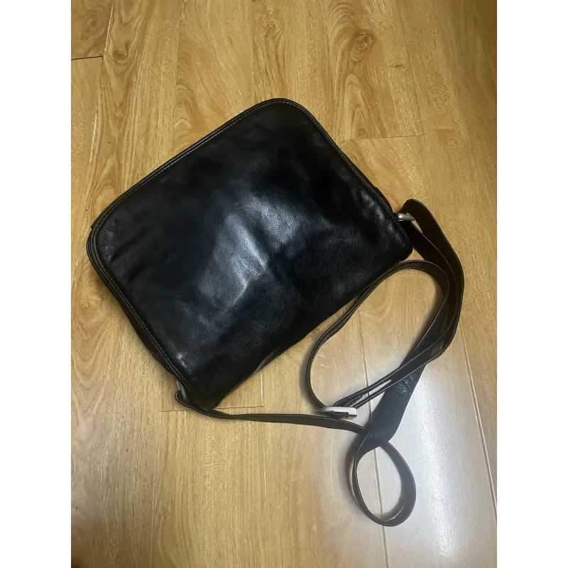 Túi nữ size 25*22*6 da thật 2hand 934438