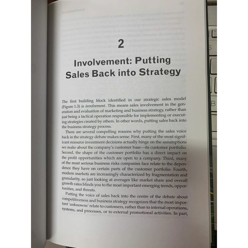 STRATEGIC CUSTOMER MANAGEMENT - PIERCY & LANE 531835