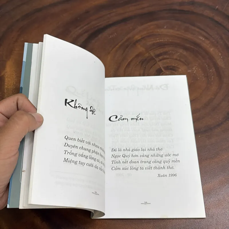 II Thơ: Mùa Đông Biên Giới - Nguyễn Văn Việt - 2010 1000922