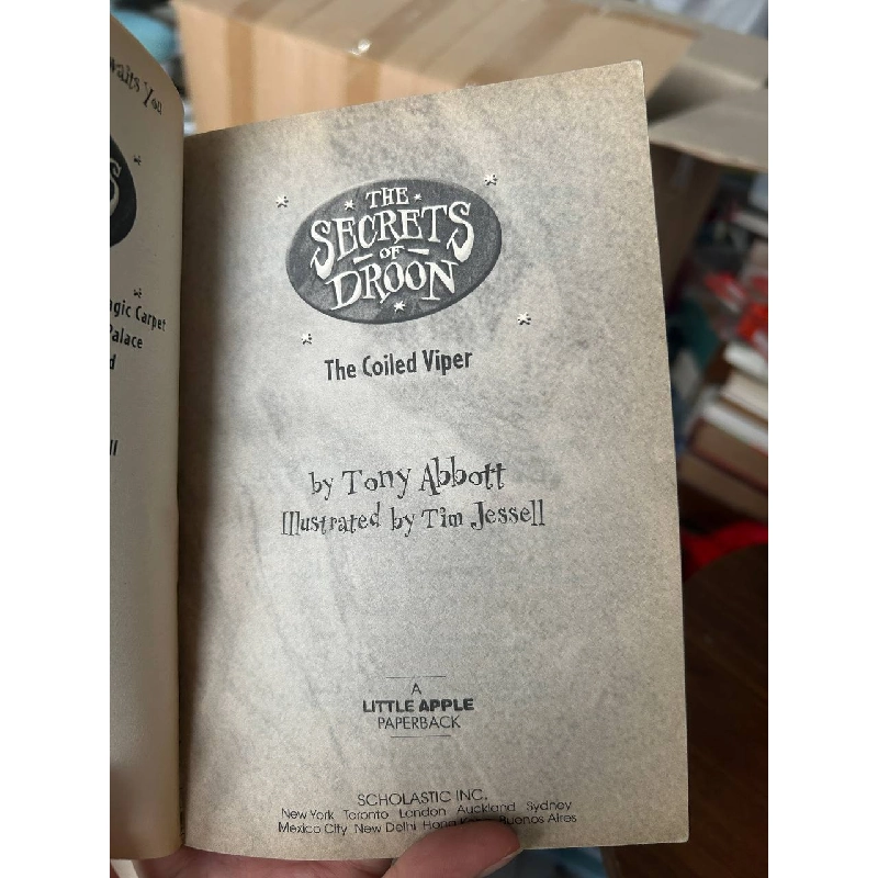 The Secrets of Droon: The Coiled Viper - Tony Abbott 933754