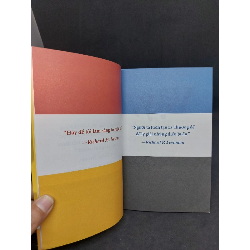 Nhìn mặt bắt hình dong mới 90% 2017 sách in màu Chip Kidd HCM2606 364805