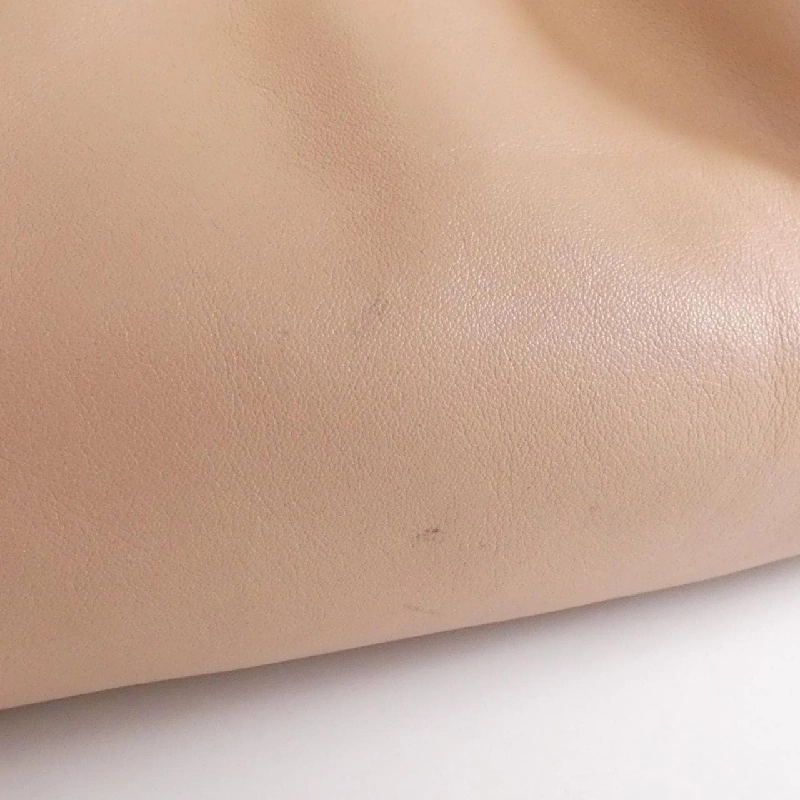 Túi xách vai Loewe Levante 309 82 102 610538