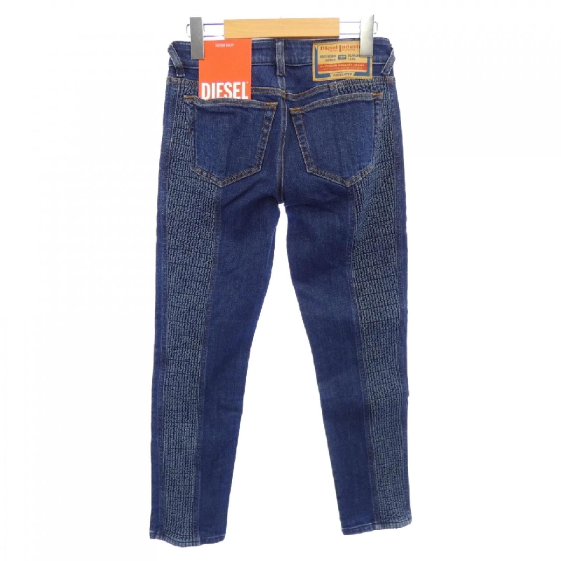 Quần jeans DIESEL A05938 - Hàng hiệu Authentic 818882