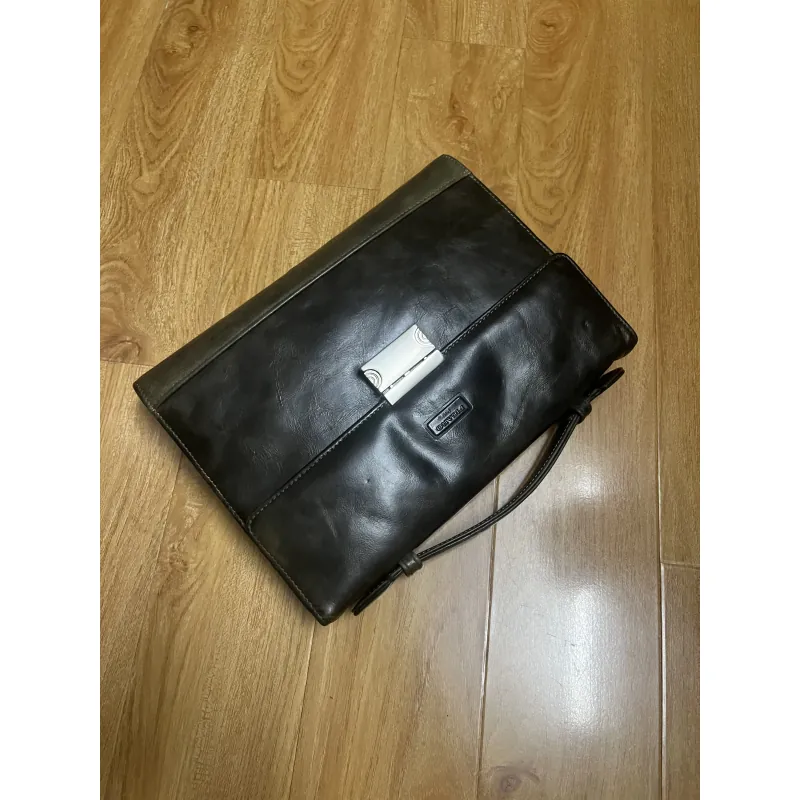 Clutch nam 25x18x3 da thật 2hand 1013061