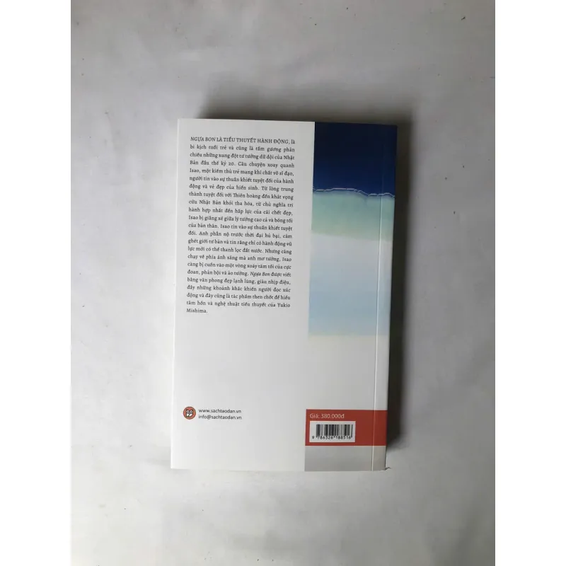 Ngựa Bon - Yukio Mishima 735197