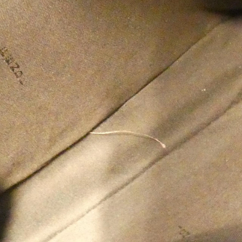 Túi xách vai Fendi 8BT099 JQ5 611496