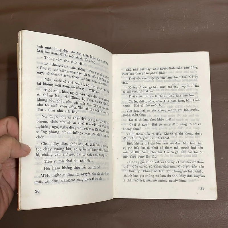 II Phóng Sự Trên Đường - Đỗ Hoàng - 1998 521933
