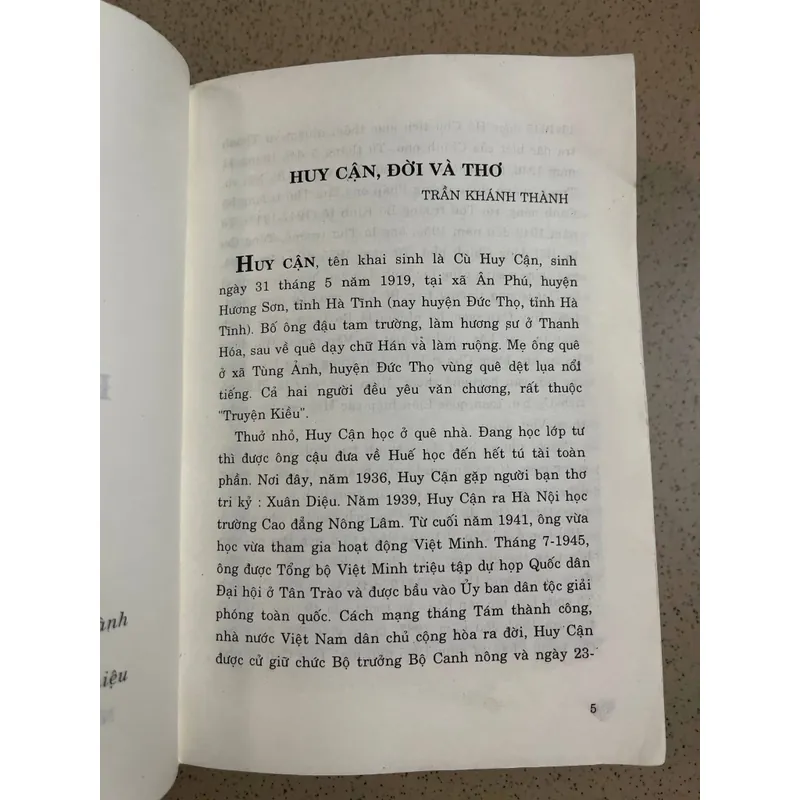 Huy Cận – Thơ và Đời 592128