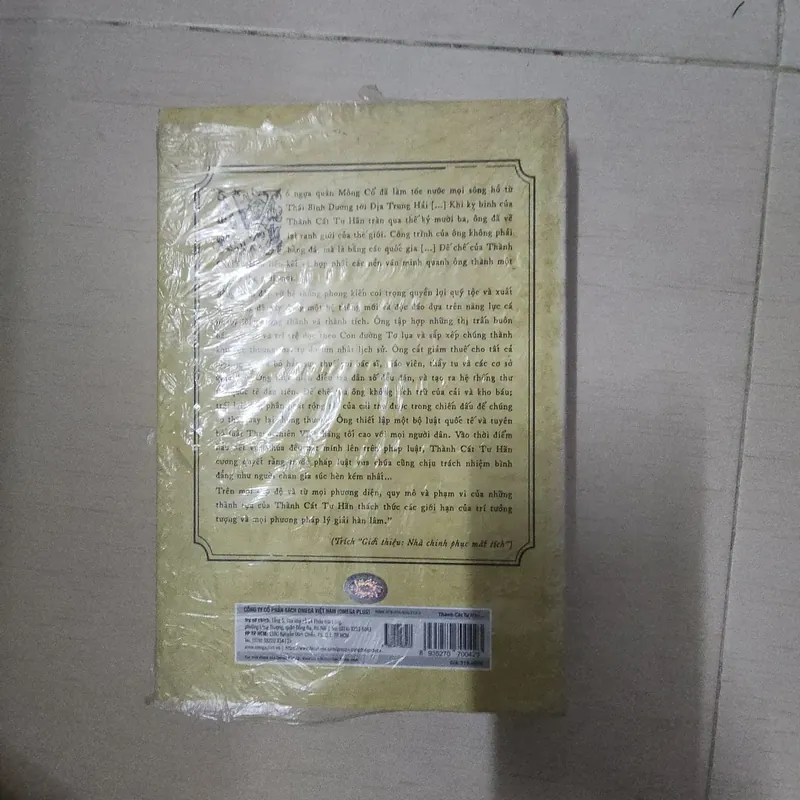 Sách Thành Cát Tư Hãn và sự hình thành thế giới hiện đại của Jack Weatherford 533989