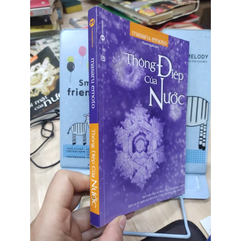 Sách: Thông điệp của nước - TG: Masaru Emoto (B1) 782858