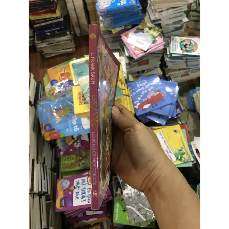 Cô Bé Nọ Có Một Con Gấu - L. Frank Baum (t4) 928777