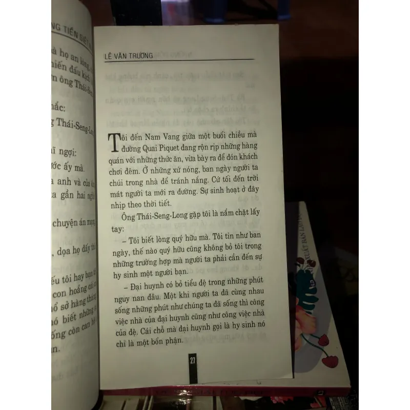 Những đồng tiền siết máu - Lê Văn Trương  1028132