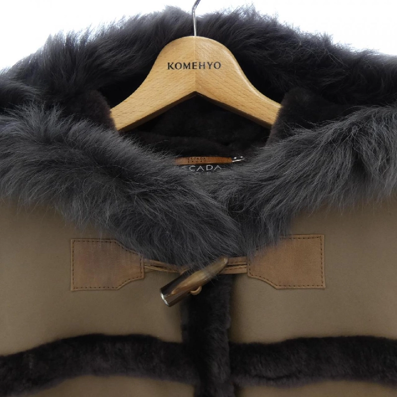 【Mã giảm giá】Áo khoác lông cừu ESCADA SPORT 642336