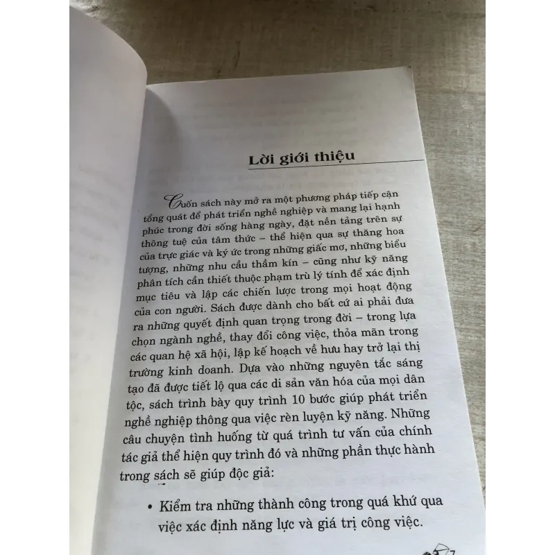 Hoa sen và Đầm lầy - quyền năng sáng tạo và đời sống hàng ngày 785887