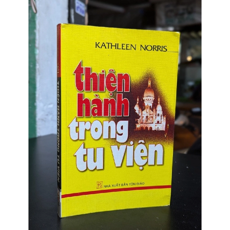 Thiện hành trong tu viện - Kathleen Norris 352812