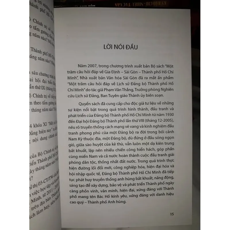 100 câu hỏi đáp về lịch sử Đảng bộ thành phố Hồ Chí Minh 592078