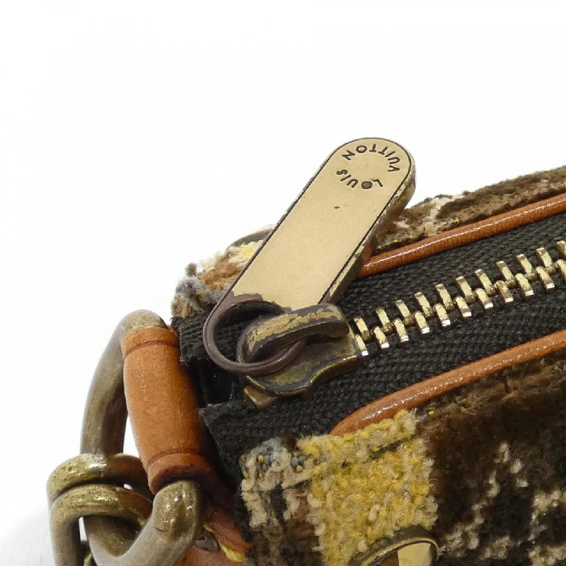 Túi xách Louis Vuitton Monogram Trompe-l'œil Pochette Accessoires M92710 619469