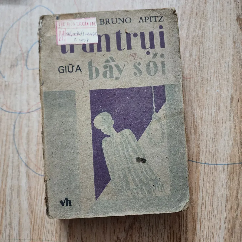 Trần trụi giữa bầu sói | Bruno Apitz 689355