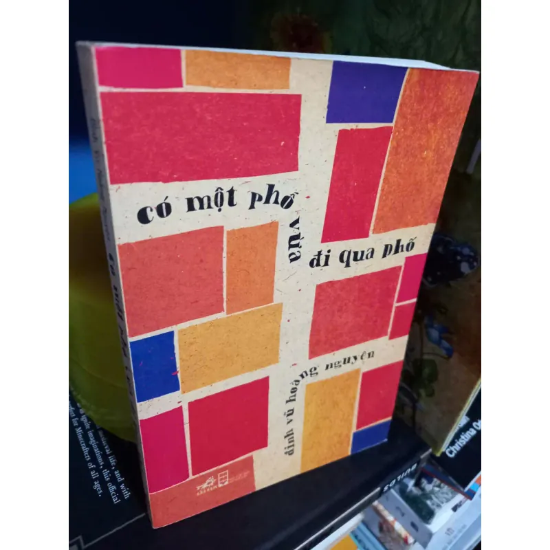 có một phố vừa đi qua phố 605340