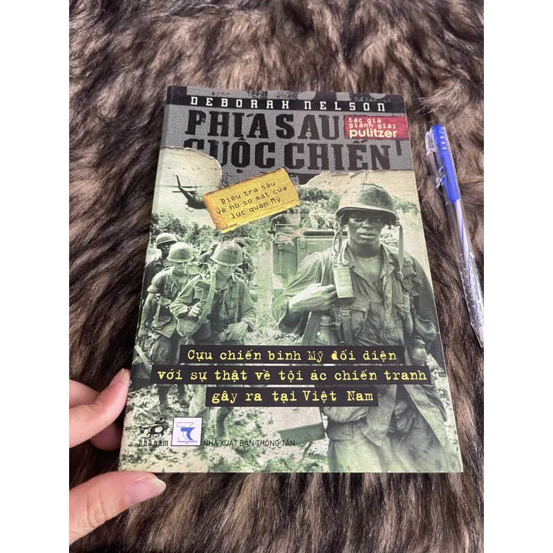 Phiá sau cuộc chiến  714004