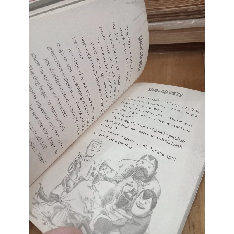 Undead pets: Hour of the doomed dog - Sam Hay 1024493