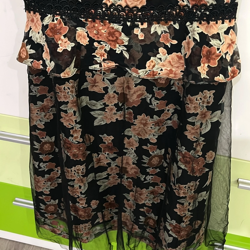 Đầm peplum ren hoa nâu tây Tri’C 507967
