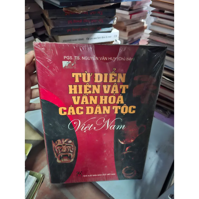Từ điển hiện vật các văn hóa dân tộc Việt Nam 729236