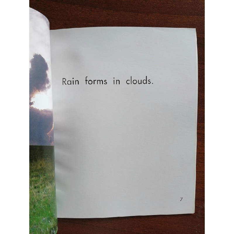 A Rainy Day (What Kind of Day Is It?) - Lola M. Schaefer 543807