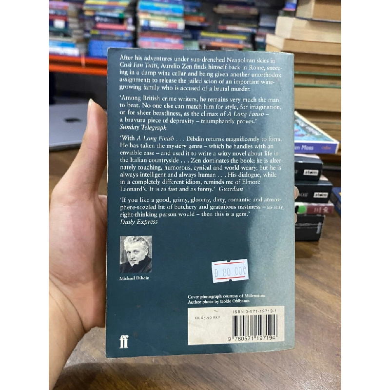 A Long Finish - Michael Dibdin 506819