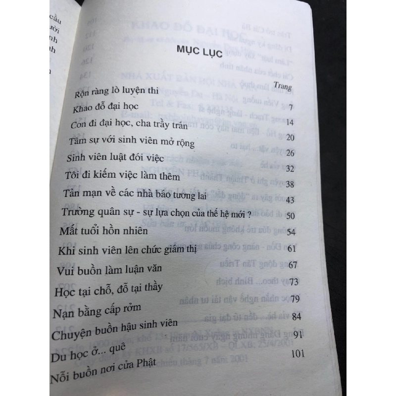 Khao đỗ đại học 2001 phóng sự xã hội mới 70% bẩn nhẹ Nguyễn Duy Hữu HPB0906 SÁCH VĂN HỌC 915940