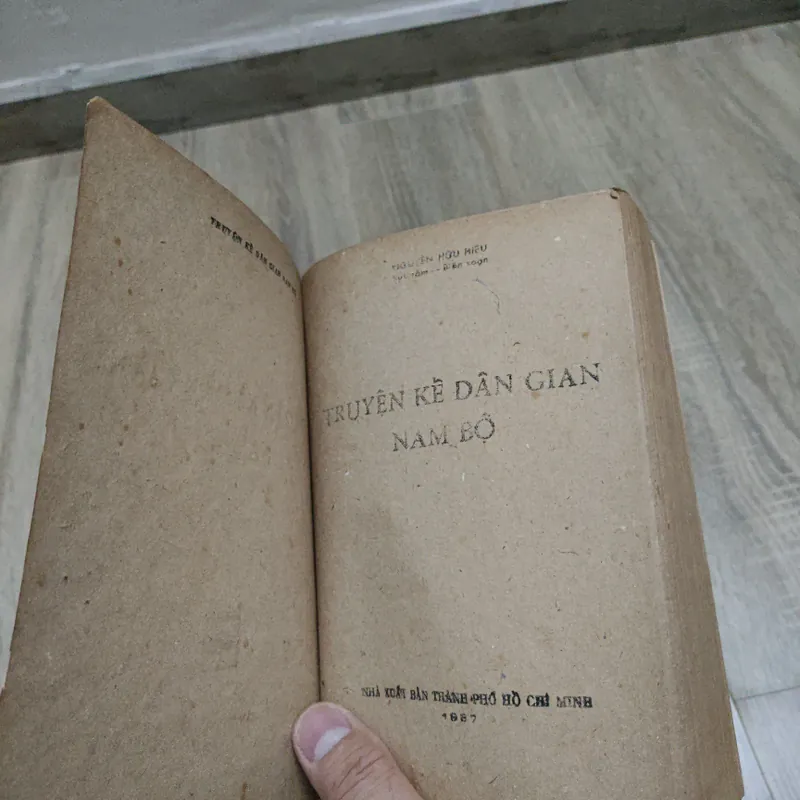 Chuyện Kể Dân Gian Nam Bộ  694789